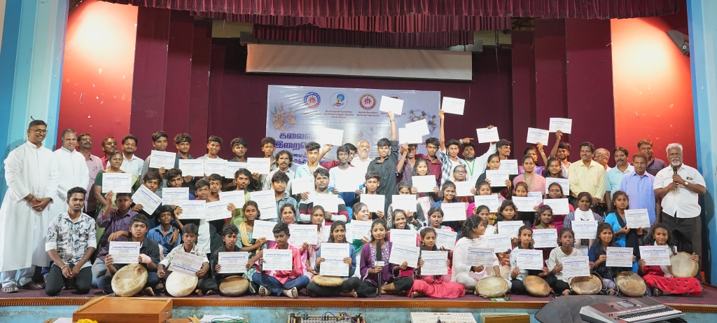 Leadership Training Camp and Youth Catechesis through Folk Art